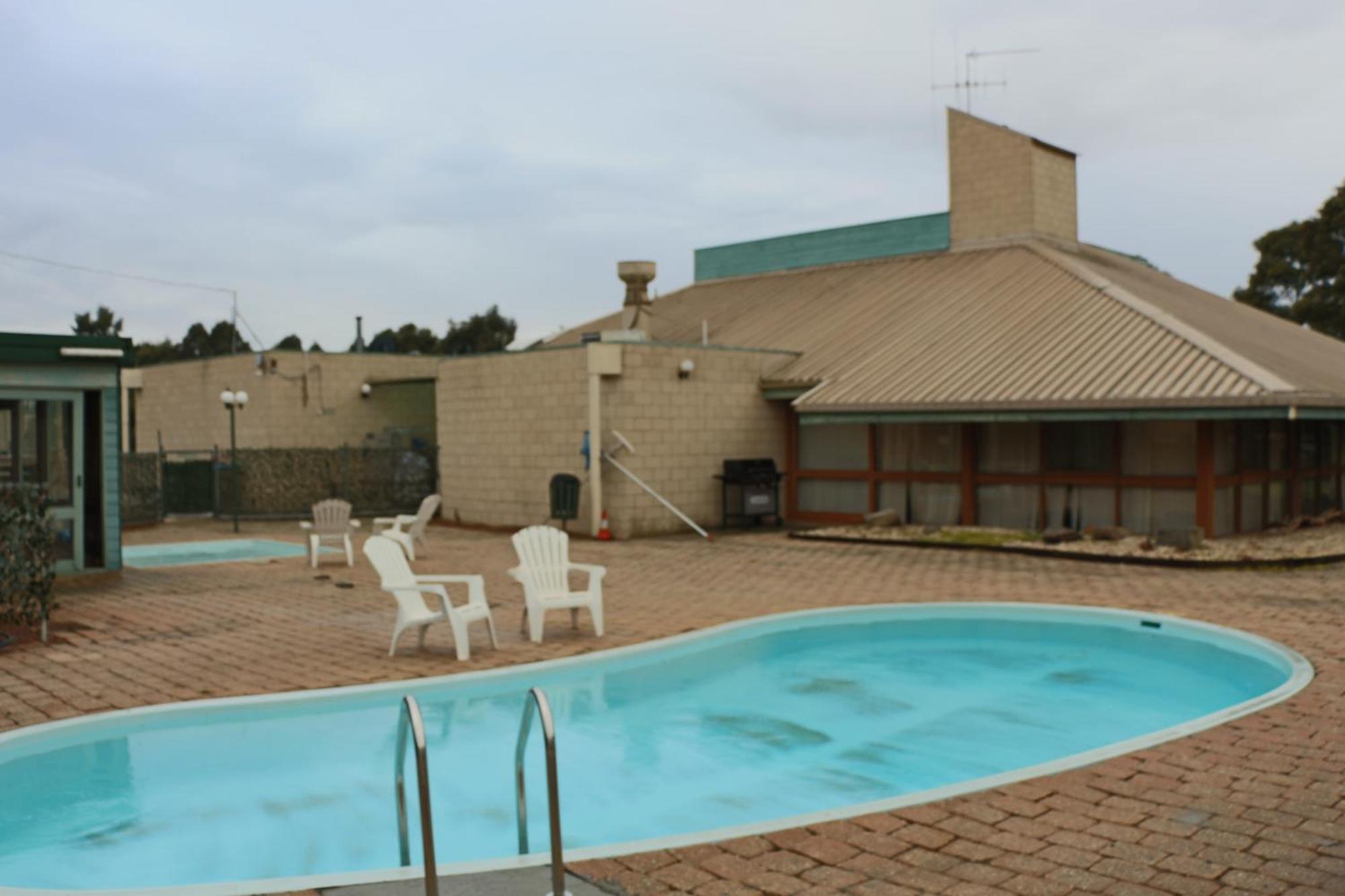 Bendigo Motor Inn Kangaroo Flat Extérieur photo